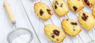 On Craque Completement Pour Ces Madeleines Au Coeur Chocolat Fondant Recette Madeleine Recette Madeleine Facile Recette Facile