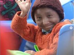 Situé à 10 km de la côte de suffolk, en angleterre, cette principauté est. Nepal Mort A 27 Ans De L Homme Le Plus Petit Du Monde Radio Algerienne