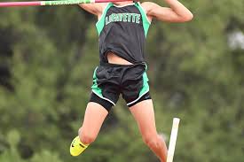 He opened at 5.50m and got over 5.75m on his. Duplantis Breaks World U20 Pole Vault Record At Texas Relays Report World Athletics