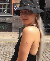 See more ideas about ed sheeran tattoo, ed sheeran, ed sheeran love. Ed Sheeran News Fanpage On Twitter Ed Has A New Tattoo It Says Mug Maybe A Matching Tattoo With Annemarie