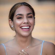 Jillian Stein's Instagram, Twitter & Facebook