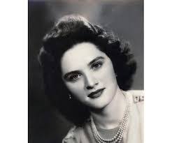 Thelma Lynch's Instagram, Twitter & Facebook