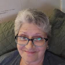 Beth Duley's Instagram, Twitter & Facebook