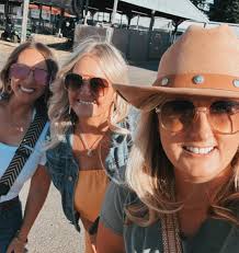 Lisa J. Wynne-DiStefano left earth into GLORY at 3:30am