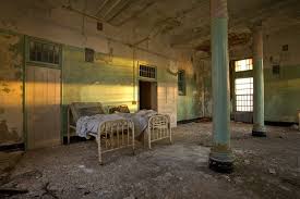 The Creepy World Of Abandoned Asylums Abandoned Asylums Abandoned Places Abandoned Hospital