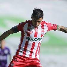 Alejandro alex zendejas saavedra (born 7 february 1998) is a mexican professional footballer who plays as a winger for liga mx club necaxa. Video El Gol De Alejandro Zendejas En El Gallos De Queretaro Vs Club Necaxa
