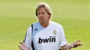 Sorry, i forgot to remove real madrid castilla from the title. Stuttgarter Szalai Regionalligaspieler Wechselt Zu Real Madrid Bundesliga Faz