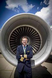 Check spelling or type a new query. Insolvenzen Bei Air Berlin Und Germania Dusseldorfer Ex Karnevalsprinz Verliert Zum Zweiten Mal Job Als Pilot