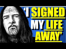 Daniel Esler's Instagram, Twitter & Facebook