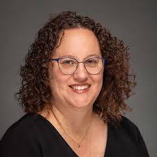 School of Nursing Viewbook 2023: Transforming Healthcare