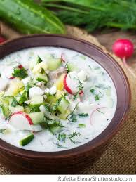 Okroshka Mit Wurst Kalte Suppe Mit Buttermilch Und Mineralwasser Foodtempel Rezept Okroschka Kalte Gemusesuppe Russische Rezepte