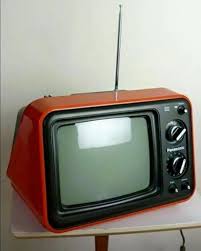 تلفزيون اسود وابيض Childhood Memories Childhood Vintage Photos