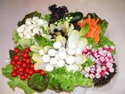 Plateau De Legumes Degustation Presentation Fruits Sculptures De Fruits Fruits Et Legumes