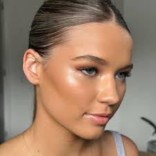 Semi Formal makeups yesterday using Nikki Mitchell eyeshadow palette and Nikki  Mitchell liquid lips & lip liner shade 'NIKKI' plus Nikki Mitchell brow  definer (blonde)