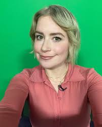 Emily Kaplan's Instagram, Twitter & Facebook