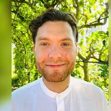 Stream MAUVAIS JE(UX) Main Theme by Tom Wood Music