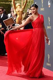 Priyanka Chopra S Red Hot Emmys Red Carpet Look Priyanka Chopra Red Carpet Priyanka Chopra Actress Priyanka Chopra