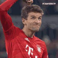 Neben der ausrichtung des programms auf ein junges publikum stehen bei pn eins dance stets aktuelle themen im vordergrund. Fc Bayern Bayern Munich Gif Fcbayern Fcb Bayern Discover Share Gifs