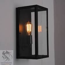 tarzaydinlatma tarz aydinlatma aydinlatma retro kare cam aplik dekoratif modern tasarim mimar mimari icmimar architect aydinlatmalar ampul lamba