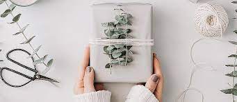$100 how'd you land on that amount? 55 Bridal Shower Gifts And Etiquette 2021 Tips Wedding Forward