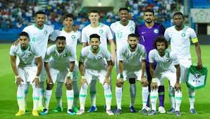 المنتخب السعودي ي علن حجم إصابة هتان باهبري سعودي 360 أعلن المنتخب السعودي بقيادة المدرب الفرنسي هيرفي رينارد حجم إصابة baseball cards soccer soccer field