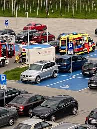 20 lipca 2021 wyłącz przez administrator. Tragedia W Katowicach 14 Latek Wypadl Z Balkonu Na 10 Pietrze Trafil Do Szpitala Ale Nie Udalo Sie Go Uratowac Echodnia Eu