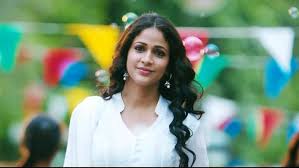 They have two sons, dhanvin kangula and gagan kangula. Motta Modatisari Video Song From Bhale Bhale Magadivoi Telugu Video Songs Video Song Hungama