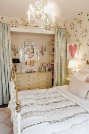 How do you remove a closet door? Holiday Reveals Ava S Room Projectlittlemiss Shabby Chic Bedrooms Chic Bedroom Little Girl Rooms