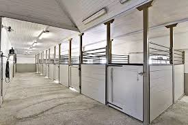 12 Beautiful White Stable Interiors Barn Stalls Stables Horse Barn Designs
