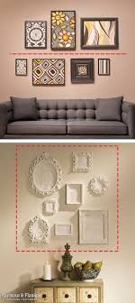 Cornici bianche sul muro di mattoni. Arredare Le Pareti Con I Quadri Consigli E Idee Per Disporli Correttamente Sissiworld Kids Mums Fashion Beauty And Lifestyle