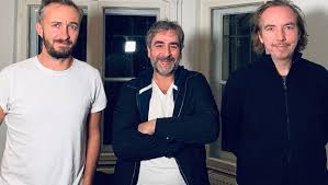 Seit anfang november ist das „zdf magazin royale von jan böhmermann im hauptprogramm des. Jan Bohmermann Und Deniz Yucel Treffen Sich Bei Fest Flauschig Kritik Der Spiegel