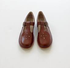 Pin On Pretty Tidy Vintage Kids Shoes