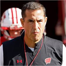 Wisconsin head coach Luke Fickell stunned fans by firing OC Phil Longo  following an unacceptable loss to Oregon. How are fans taking it? It's a  party in Madison.