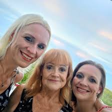 What are the best places to book at Kerr Lake NC?