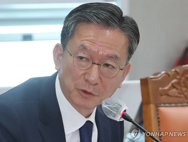 정성호 법무부 장관 프로필 관련 이미지