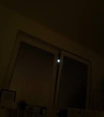 中国扇舞 床前明月光 长城中国舞四班 fan dance moonlight shining over the window great wall chinese dance iv. The Way The Moon Perfectly Shines Through The Opening Of The Window At Our Bedroom Mildlyinteresting