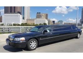 Relax or party through your wedding day get a quote our luxurious new limo buses will move your wedding party and family in style. 3 Best Limo Service In Columbus Oh Expert Recommendations
