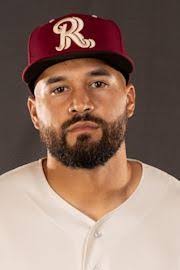 Daniel Tanielu's Instagram, Twitter & Facebook