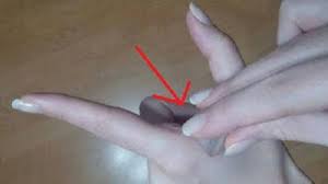 Nyeri sakit gigi tidak hanya bikin ngilu saat mengunyah makanan, tapi bisa membuat sakit kepala dan demam. Lagi Sakit Gigi Simak Trik Mudah Ini Bisa Sembuh Hanya Dalam 7 Menit Tanpa Konsumsi Obat Pos Belitung