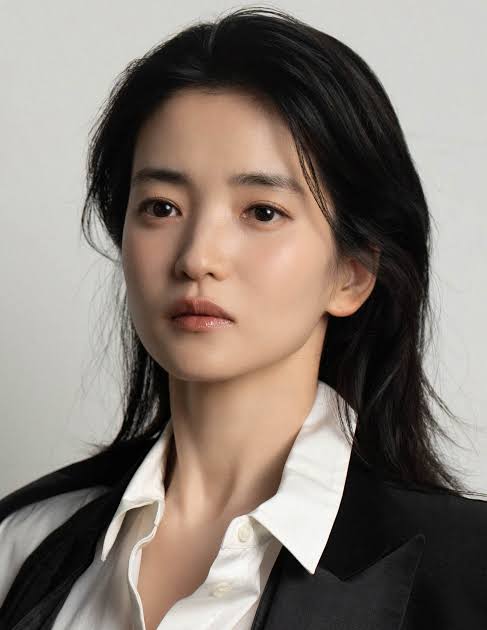김태리, 무심한 듯 치명적…새 프로필 공개｜스포츠동아