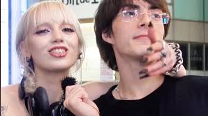 hey who do i look like? : r/Doppleganger