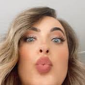 Casey Rhoades's Instagram, Twitter & Facebook