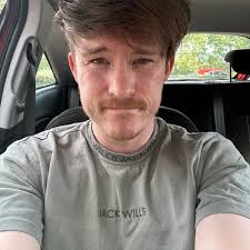 🗣️ “I know in the UK it is a custom but I don't share it..." The Atletico  boss isn't fazed, his mind is made up! 😬