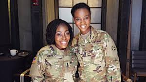 Black Hair Let S Care Black Servicewomen Fight For Their Right To Wear Natural Hair In The Military Fox59 Military Hair Military Women Military