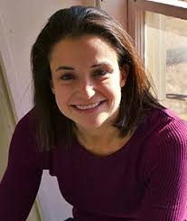 Stephanie Farina's Instagram, Twitter & Facebook