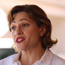 From pragmatic to iconic