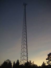 Did You Know There Are Five Main Types Of Towers Monopole Lattice Guyed Stealth And Broadcast Towers Comprise The Types Of Tower Cell Tower Tower Climber
