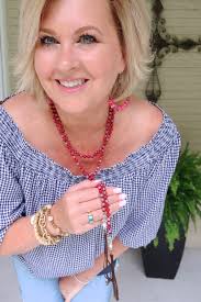 DISTRESSED JEANS WITH NO HOLES