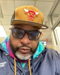 Aaron Derrick (@aaronderrick46) • Instagram photos and videos