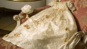 The best chastity cages, sissy dresses, shoes and sissy toys! 175 Geburtstag Von Sisi Sisis Haute Couture Panorama Stuttgarter Zeitung